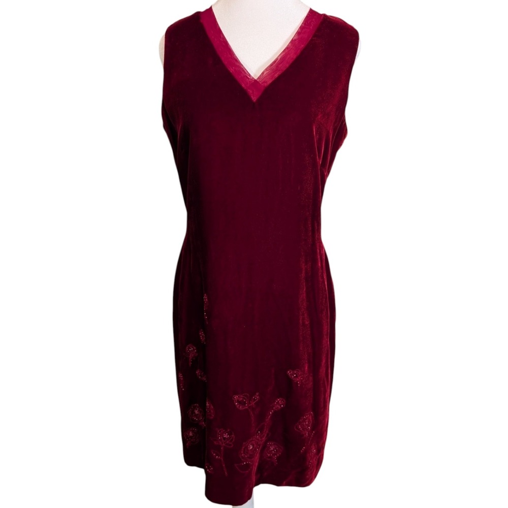 Laura Ashley Burgundy Velvet Embroidered V-Neck Sheath Dress‎ Womens Size 8